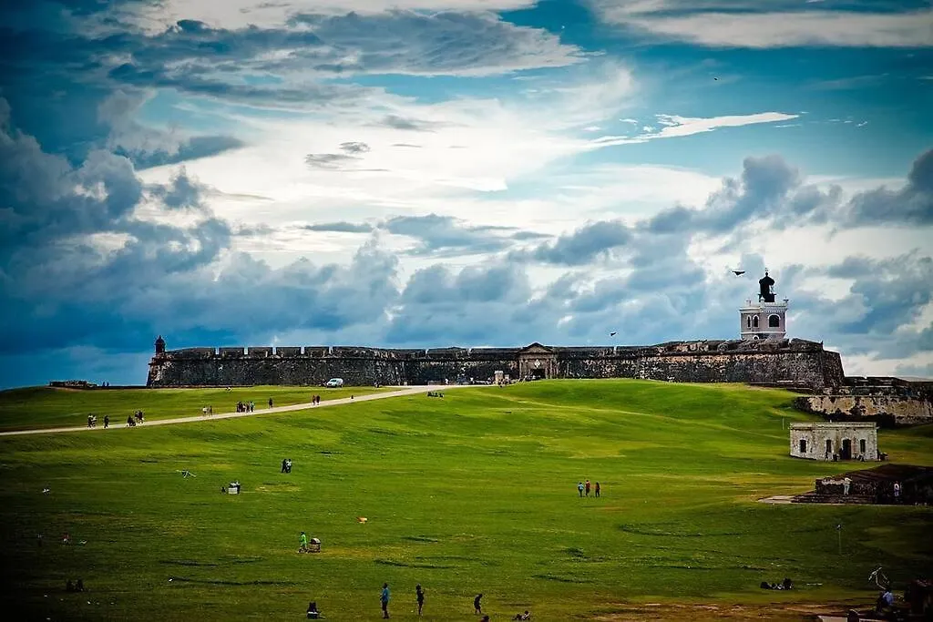 Emerald Haus 12Bd 6Bath Sleeps 26 People San Juan 0*,  Puerto Rico