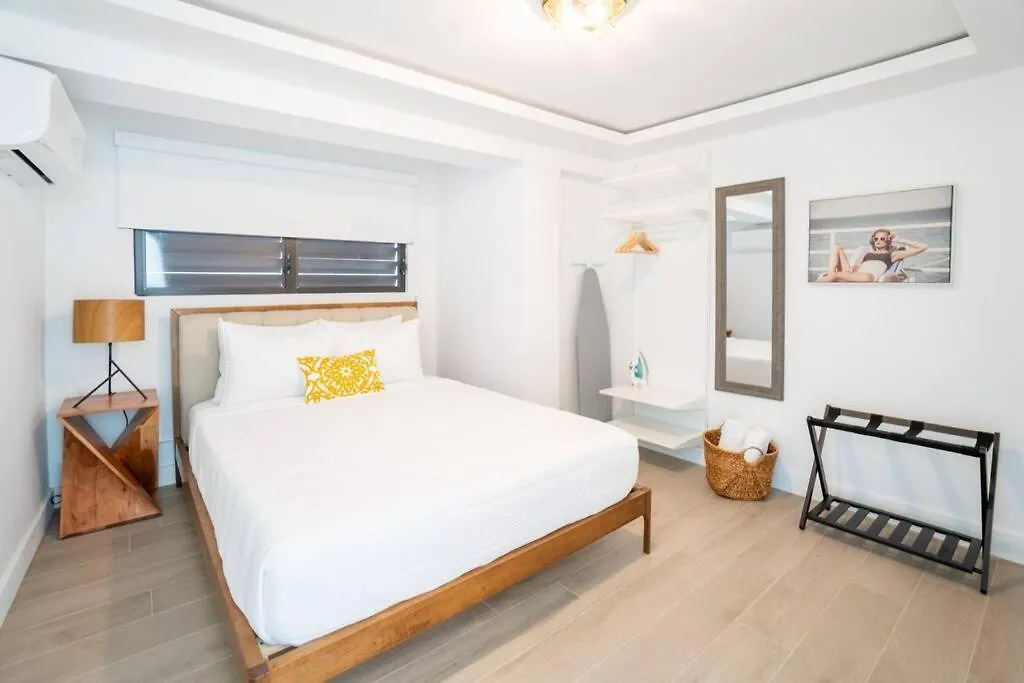 Apartment Emerald Haus 12Bd 6Bath Sleeps 26 People San Juan Puerto Rico