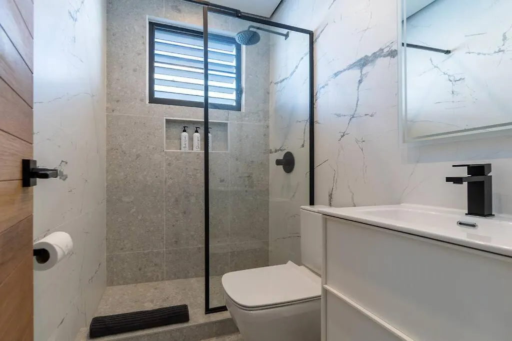 Apartment Emerald Haus 12Bd 6Bath Sleeps 26 People San Juan