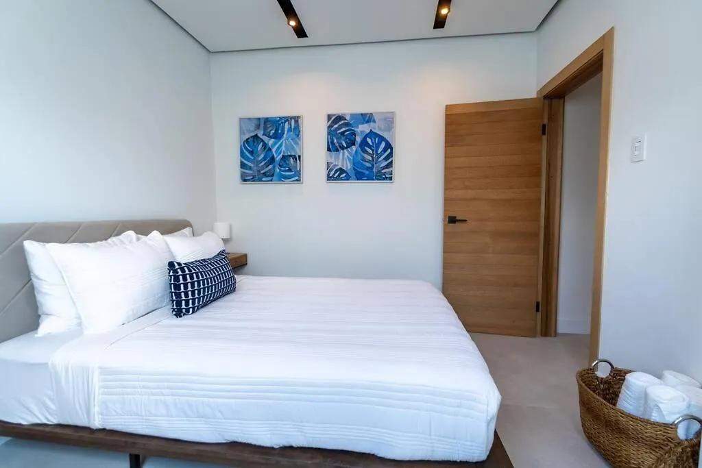 Emerald Haus 12Bd 6Bath Sleeps 26 People San Juan 0*,
